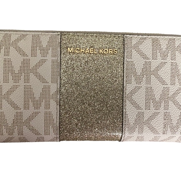 Handbags - Michael Kors Colection wallet